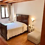 Turazza Lägenhet Malcesine